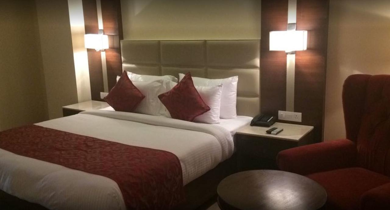Continent Hotel Nawanshahr Nawashahr Экстерьер фото