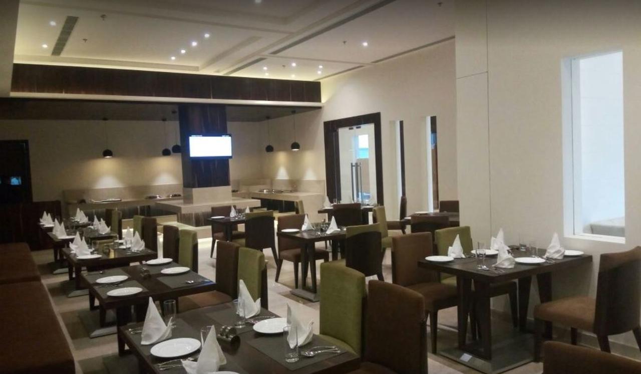 Continent Hotel Nawanshahr Nawashahr Экстерьер фото